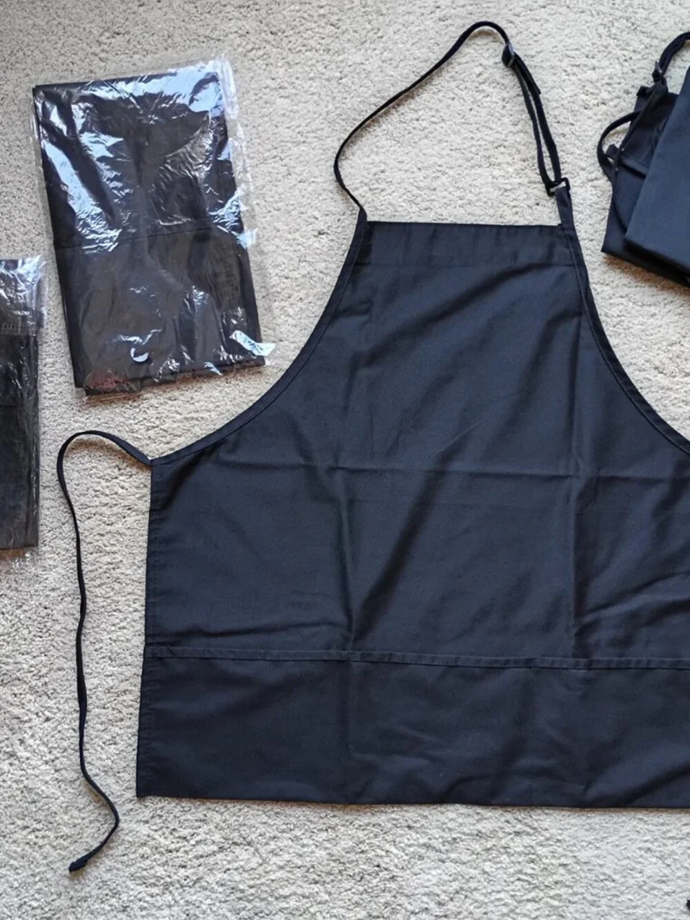 Lot of 4 Restaurant Employee Server Waiter Waitress Aprons Black Bib Pockets New
